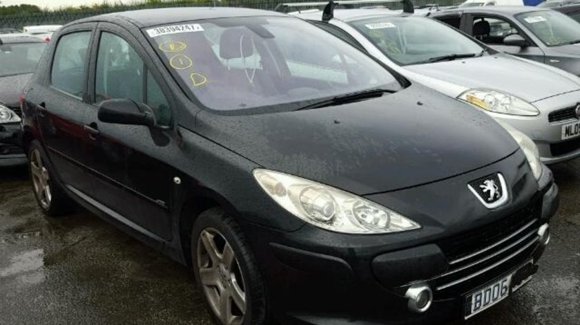 Dezmembrez Peugeot 307 1.6hdi