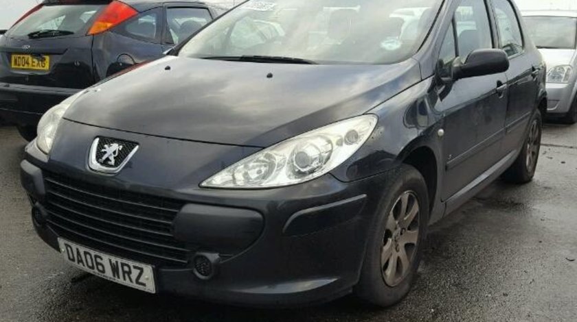 Dezmembrez Peugeot 307 1.6hdi