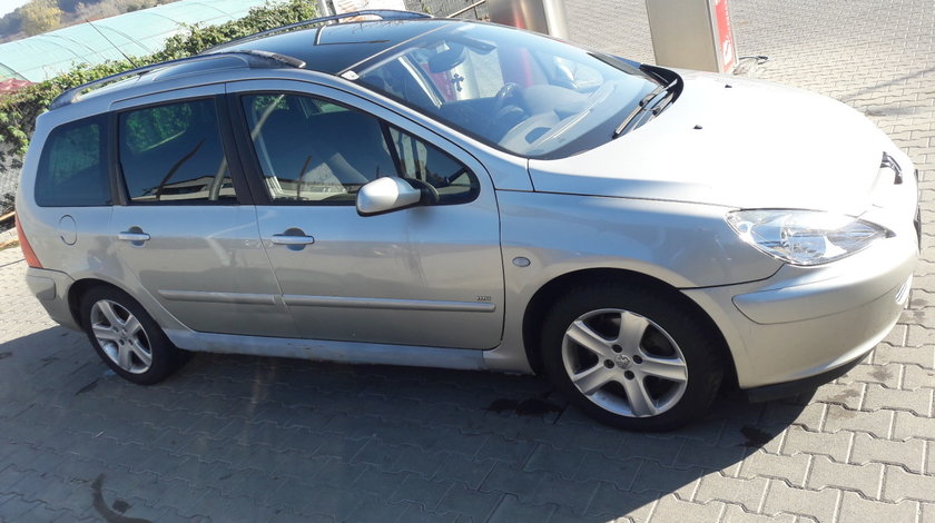 Dezmembrez peugeot 307. 2.0 hdi, 100 kw 136 cp, an 2001-2009