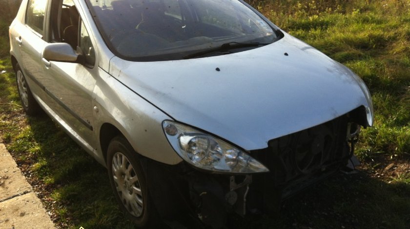 DEZMEMBREZ PEUGEOT 307 2 0 HDI 2003
