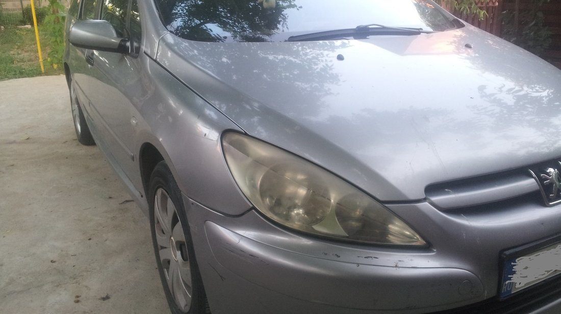 Dezmembrez Peugeot 307 2.0hdi