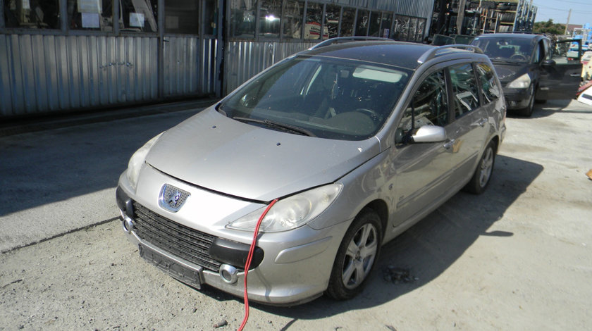 Dezmembrez Peugeot 307 2000 - Prezent 1.6 HDi 110 9HZ (DV6TED4) ( CP: 109, KW: 80, CCM: 1560 ) Motorina