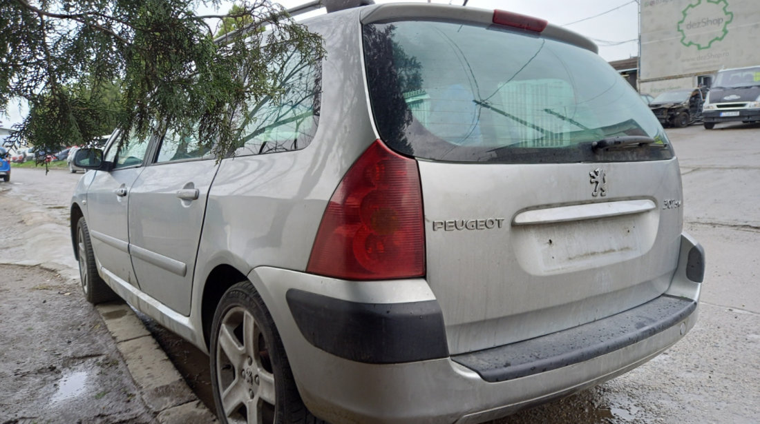 Dezmembrez Peugeot 307 2000 - Prezent 1.6 HDi 90 9HX (DV6ATED4) ( CP: 90, KW: 66, CCM: 1560 ) Motorina