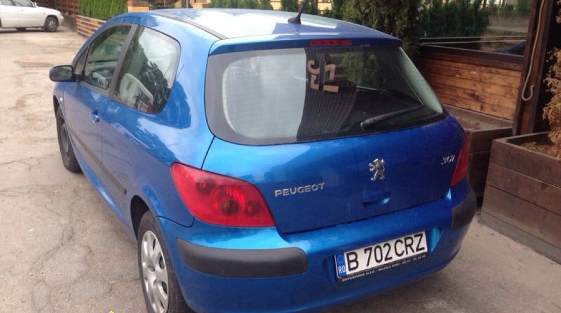 Dezmembrez Peugeot 307 2002