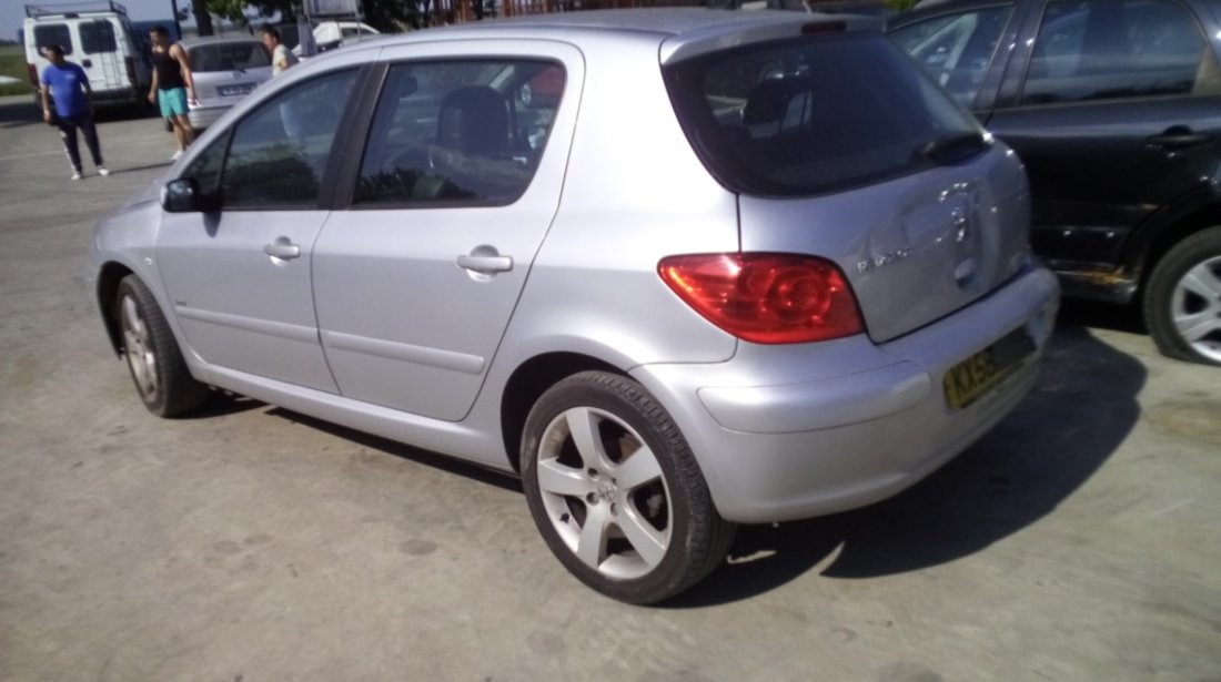 Dezmembrez Peugeot 307, an 2006