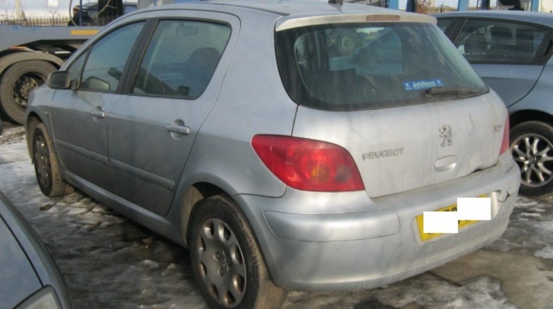 Dezmembrez Peugeot 307 din 2003, 1.4b,