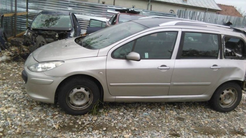 Dezmembrez peugeot 307 sw 1.6 hdi 9hy 109 cai