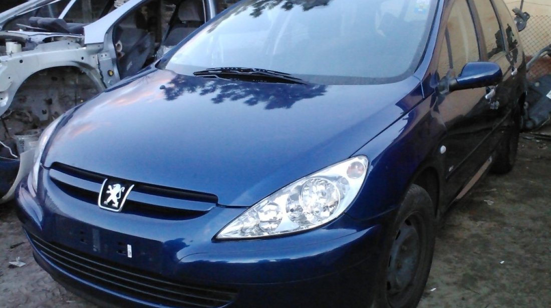 dezmembrez peugeot 307 sw cu panoramic 1.6 hdi si 2.0 hdi