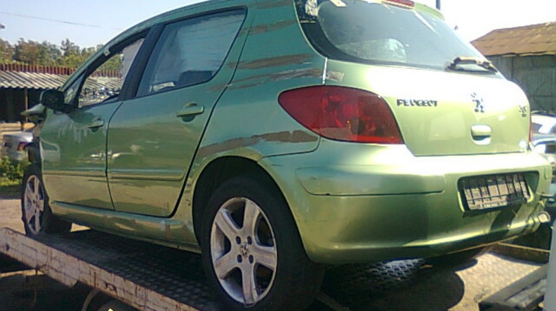 Dezmembrez Peugeot 307