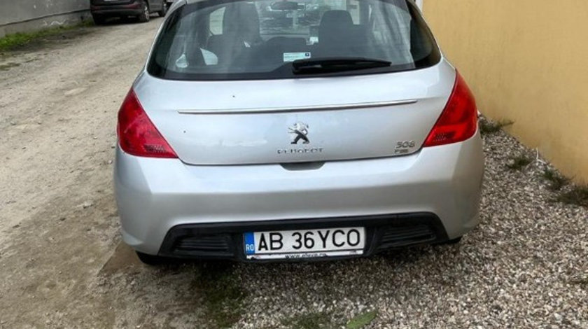 Dezmembrez Peugeot 308 1.6 Hdi 9hr 112 cai 24.000 km din 2012