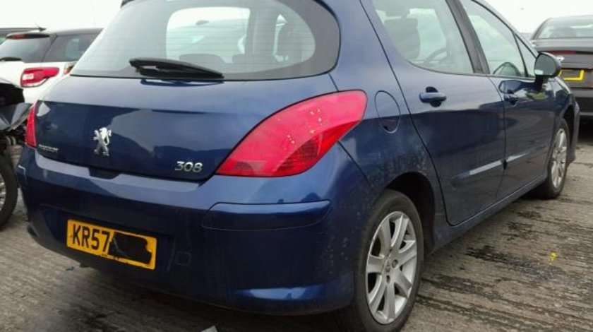 Dezmembrez Peugeot 308, 1.6hdi 2007