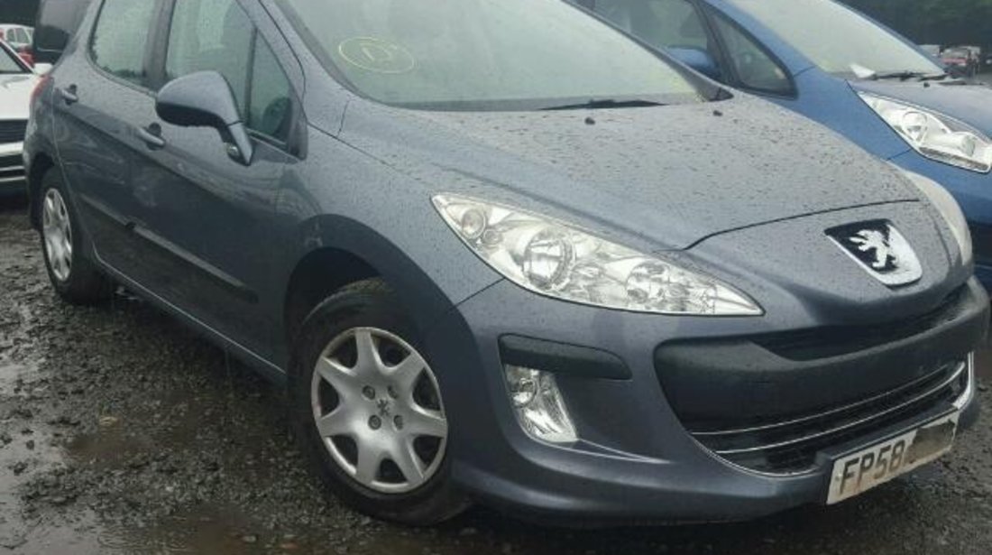 Dezmembrez Peugeot 308 2009 1.6benz