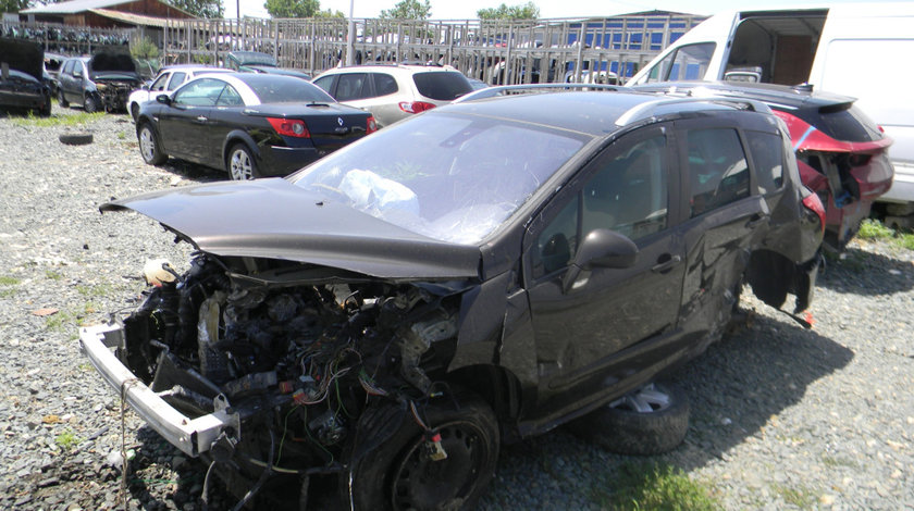 Dezmembrez Peugeot 308 (4A, 4C) 2007 - 2013 1.6 HDi Motorina