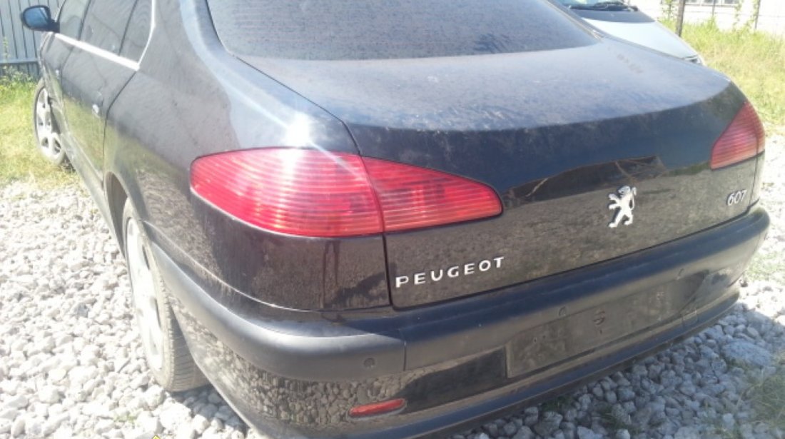 Dezmembrez peugeot 607 2 2hdi 2003