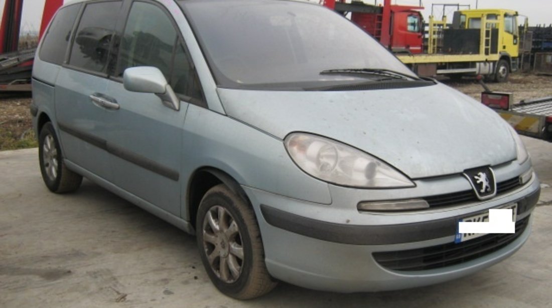 Dezmembrez Peugeot 807 din 2004, 2.2d,