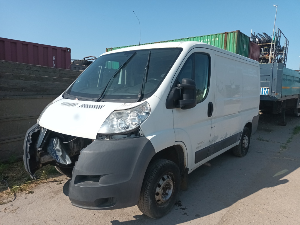 Dezmembrez Peugeot Boxer 2006 > 2.2 HDi 100 4HV (P22DTE)( CP: 101, KW: 74, CCM: 2198 ) Motorina