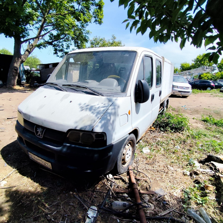 Dezmembrez Peugeot Boxer (244) 2002 - 2006 2.2 HDi 4HY (DW12UTED)( CP: 101, KW: 74, CCM: 2179 ) Motorina