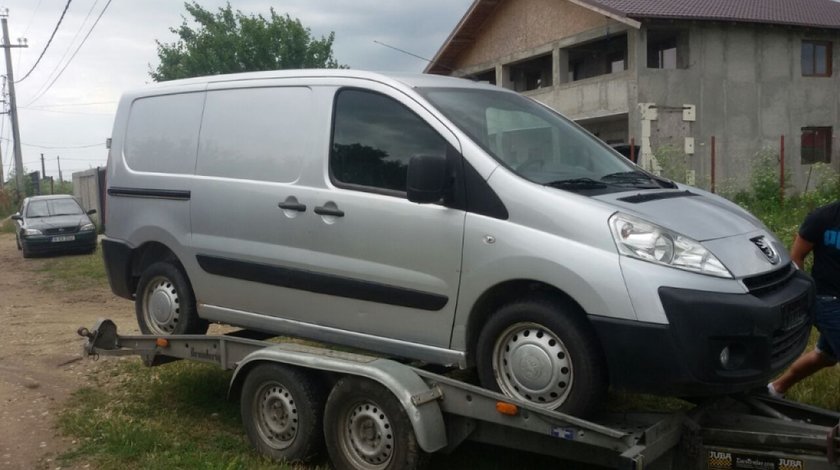 Dezmembrez peugeot expert 1.6 hdi 9hu 90 de cai cu ac volan pe stanga