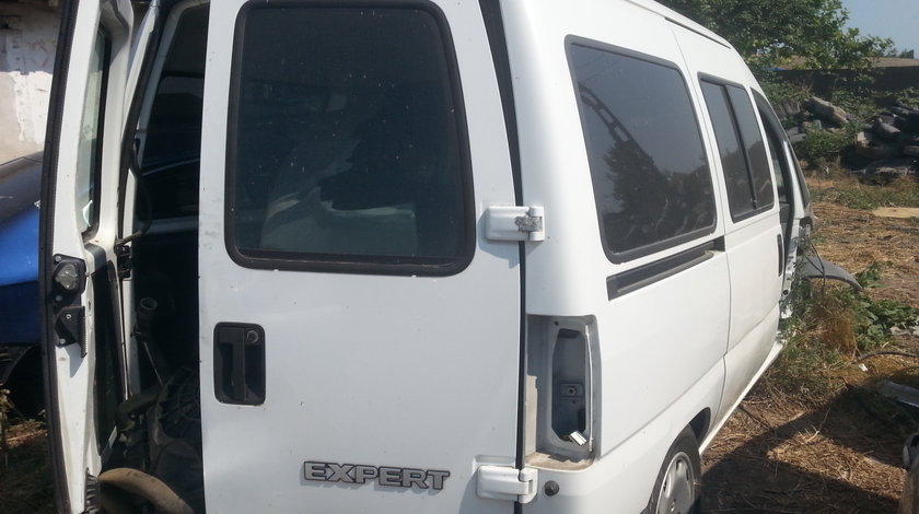 Dezmembrez Peugeot EXPERT, 2004, 2.0 HDI