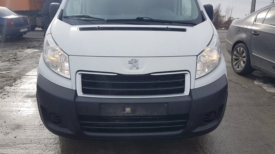 Dezmembrez peugeot expert 3 facelift 1.6 hdi 9h07 90 cai 2013