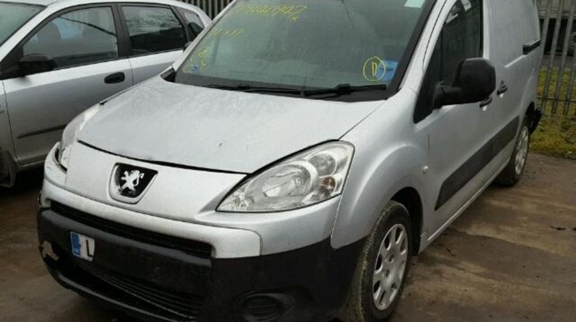 Dezmembrez Peugeot Partner, 1.6hdi