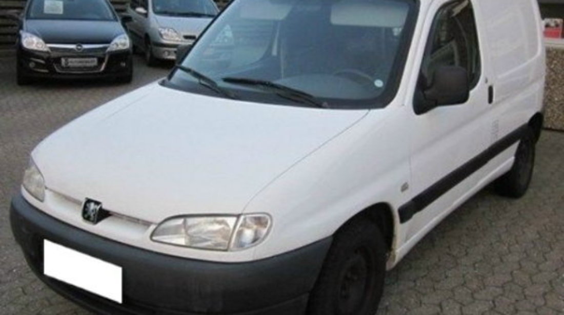 Dezmembrez Peugeot Partner 2005 2.0 HDI