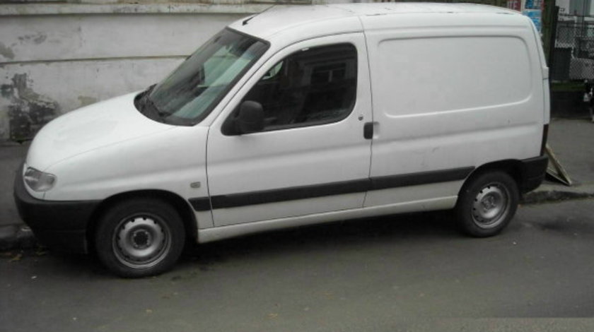 Dezmembrez Peugeot Partner an fabr.1998 1.9D