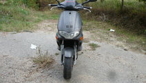 Dezmembrez Piaggio Gilera Runner 125 4 T acte Grec...