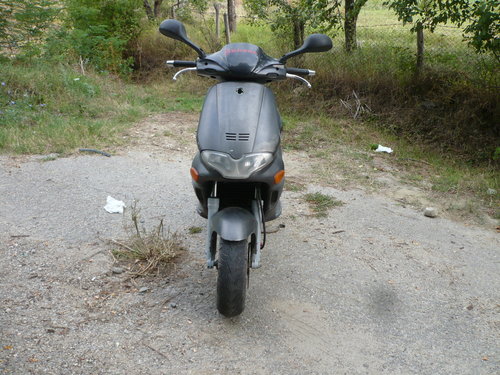 Dezmembrez Piaggio Gilera Runner 125 4 T acte Grecia