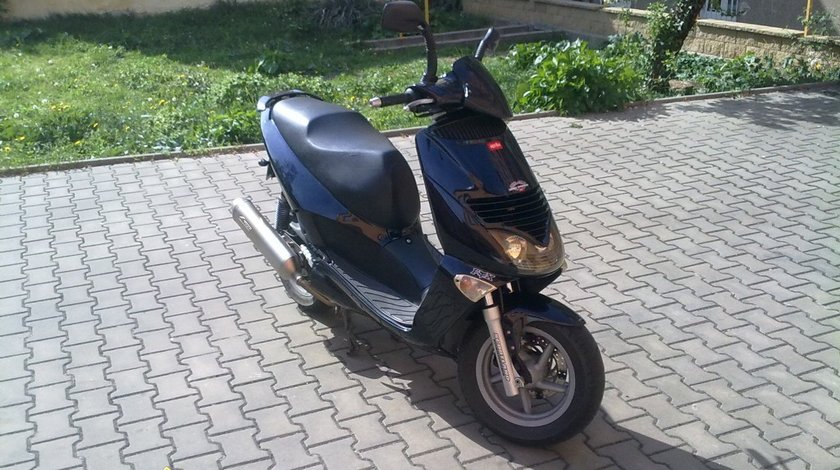 Dezmembrez,Piese Aprilia Leonardo 125 cm rotax