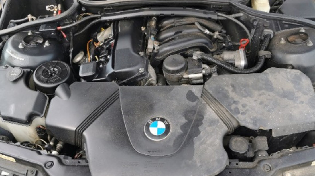 Dezmembrez / Piese BMW Seria 3 E46 316i