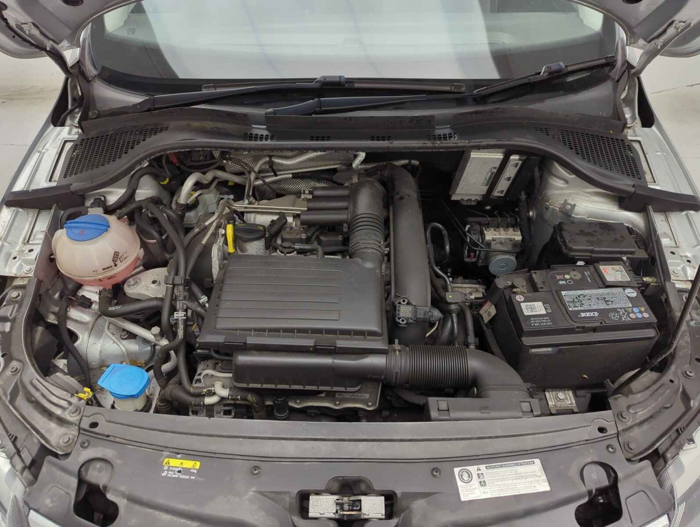 Dezmembrez piese caroserie, motor, cutie viteze, suspensie, Skoda Rapid (NH3), 1.4 TSI