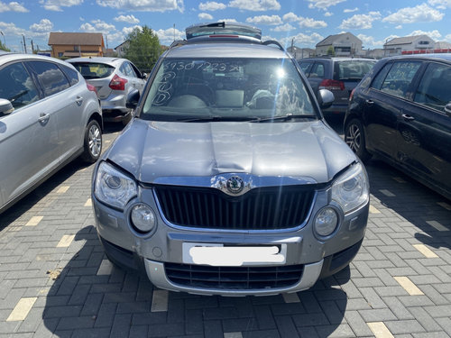 Dezmembrez piese caroserie, motor, cutie viteze, suspensie Skoda Yeti 2.0 TDI 4X4 2010, CFHF