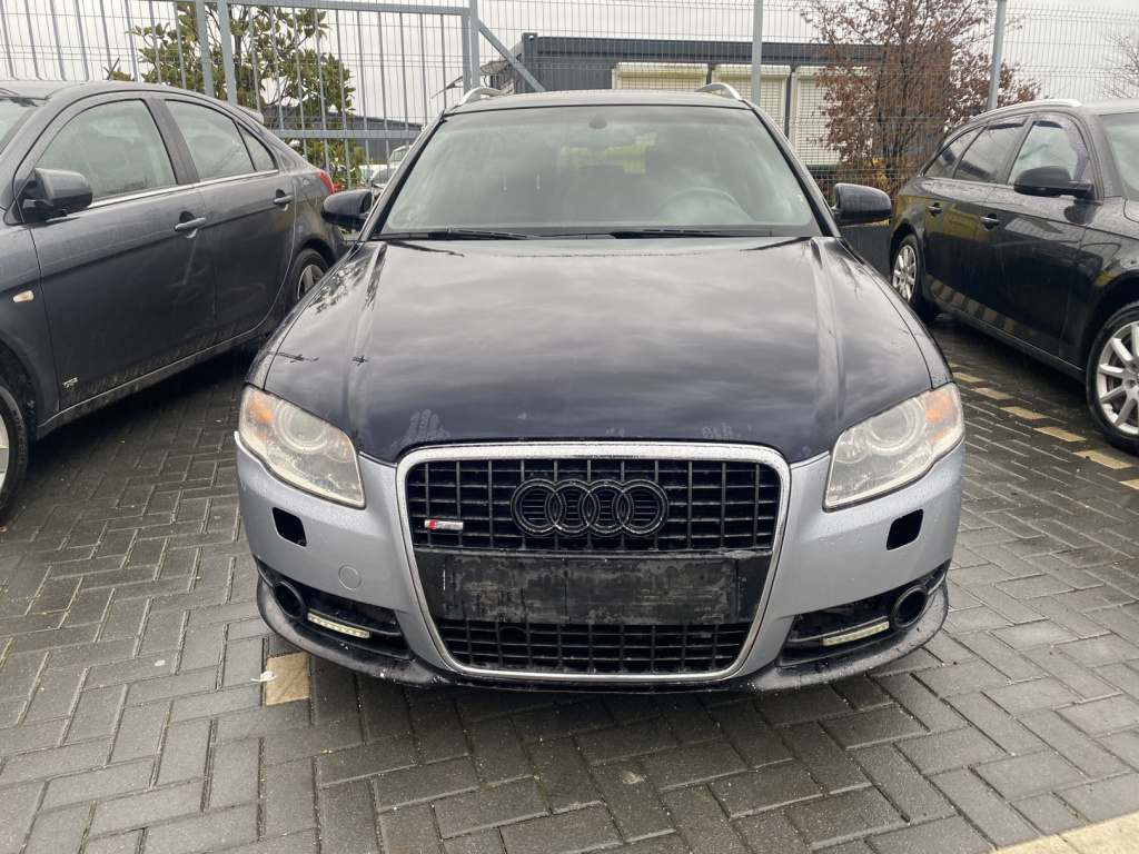 Dezmembrez piese caroserie, motor, cutie viteze, suspensie Audi A4 Avant (8ED, B7) 3.0 TDI 2006, ASB