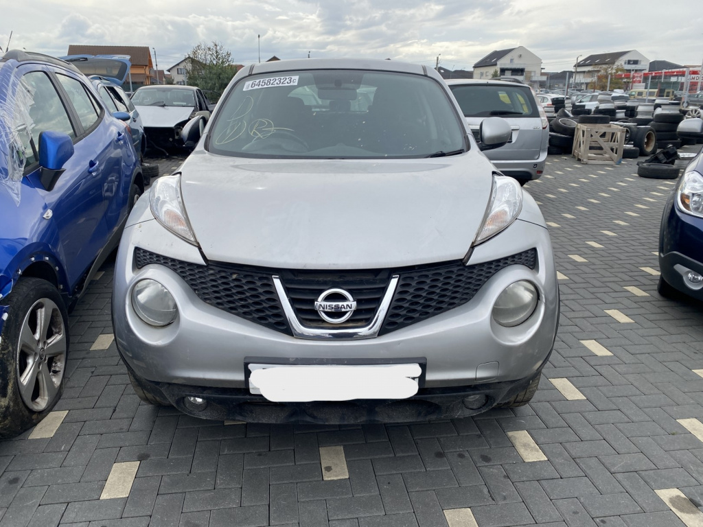 Dezmembrez piese caroserie, motor, cutie viteze, suspensie Nissan Juke 1.5 DCI 2010, K9K