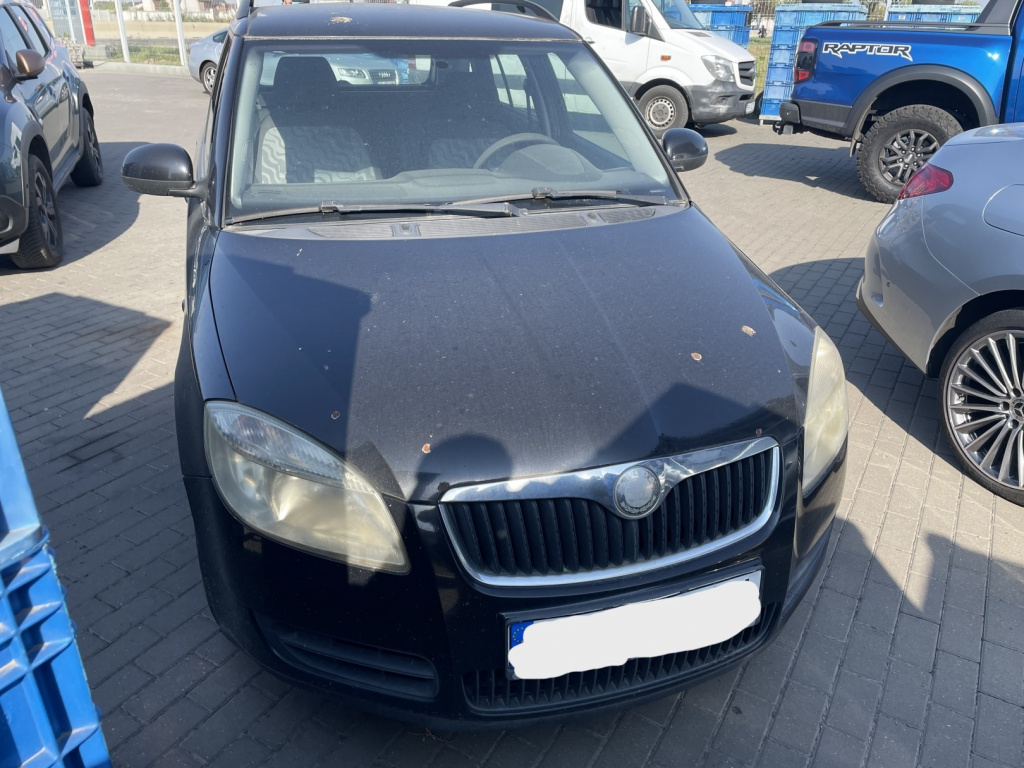 Dezmembrez piese caroserie, motor, cutie viteze, suspensie Skoda Fabia 2 Combi (5J, 545) 1.4 TDI 2008, BMS