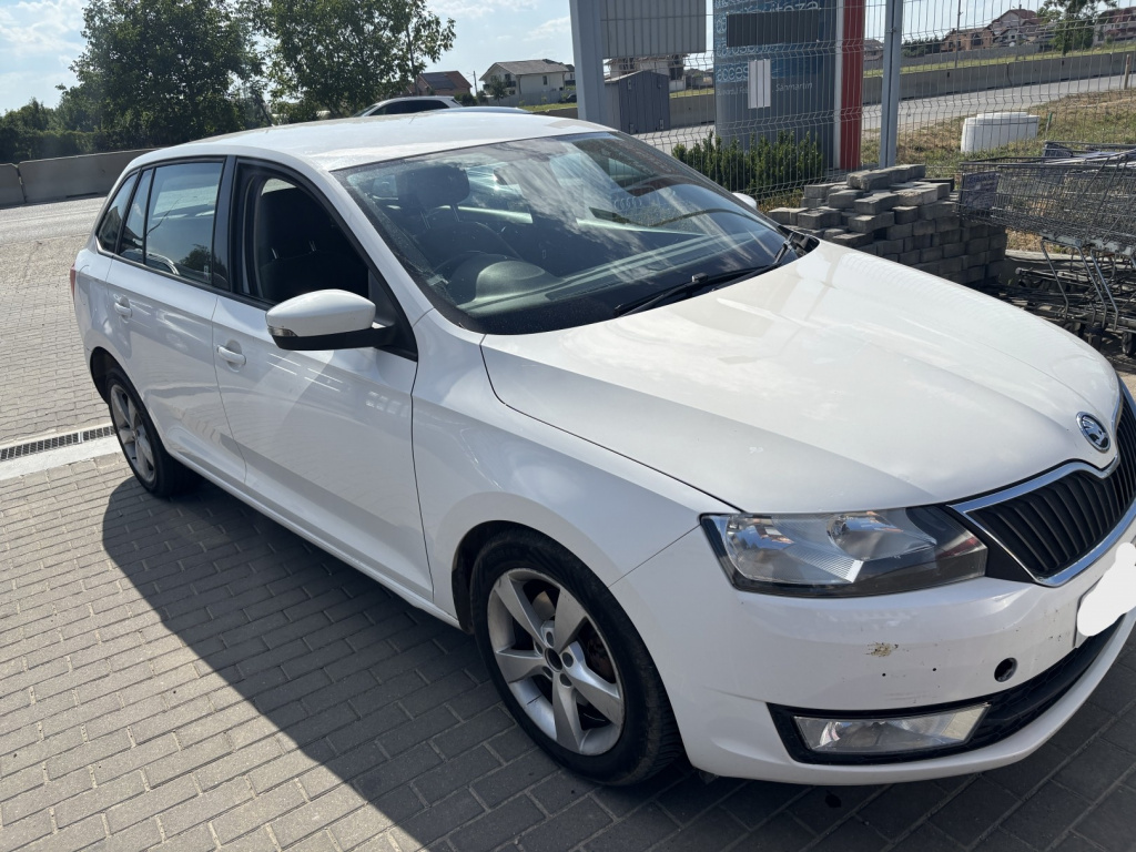 Dezmembrez piese caroserie, motor, cutie viteze, suspensie Skoda Rapid Spaceback (NH1) 1.6 TDI, CXMA.