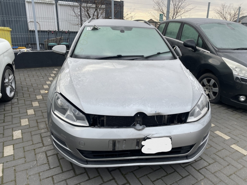 Dezmembrez piese caroserie, motor, cutie viteze, suspensie Vw Golf 7 Variant (BA5) 1.6 TDI, CXXB.