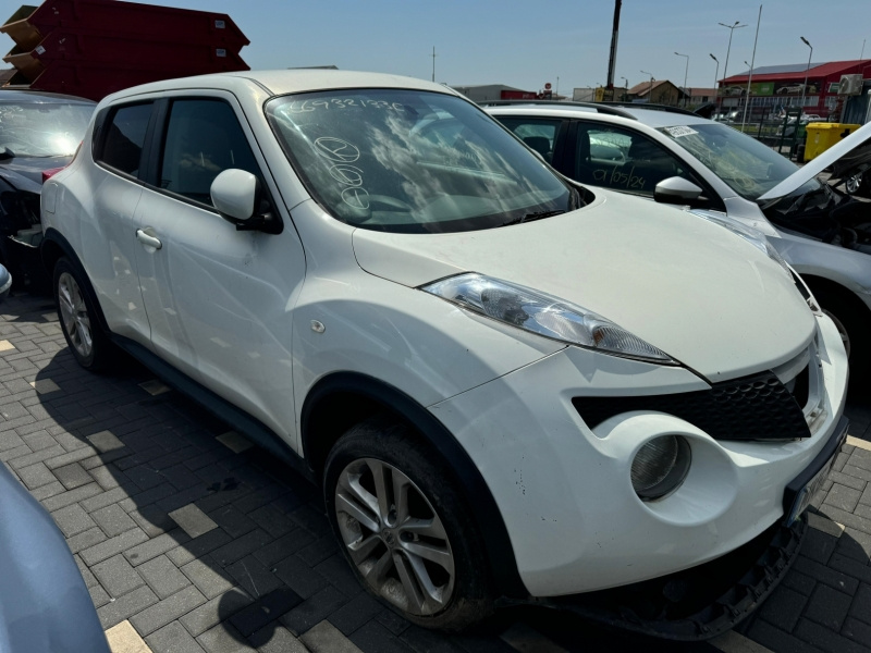 Dezmembrez piese caroserie, motor, cutie viteze, suspensie Nissan Juke 1.5 DCI 2012, K9K