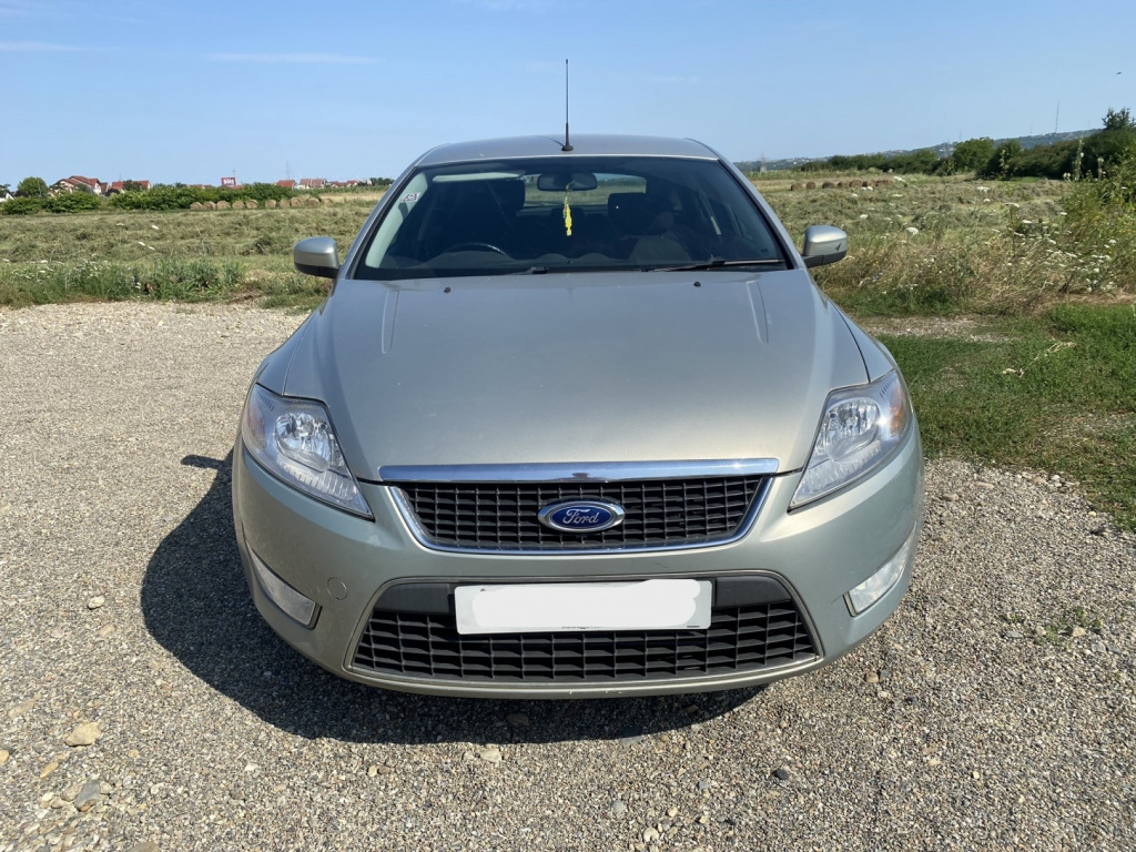 Dezmembrez piese caroserie, motor, cutie viteze, suspensie Ford Mondeo 4 2.0 TDCI 2010, QXBA