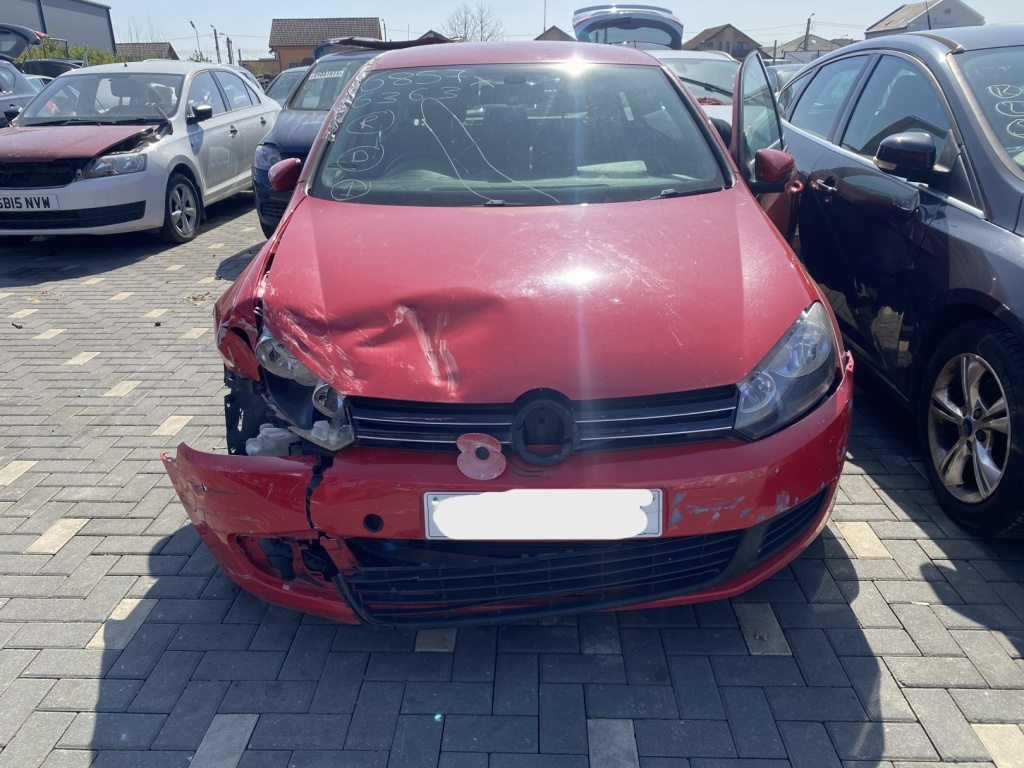 Dezmembrez piese caroserie, motor, cutie viteze, suspensie VW Golf 6 (5K1) 1.4 TSI 2009, CAXA