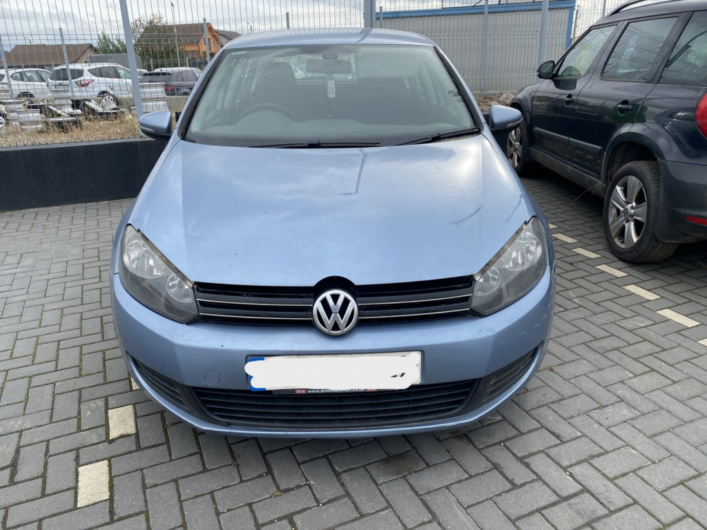 Dezmembrez piese caroserie, motor, cutie viteze, suspensie VW Golf 6 (5K1) 2.0 TDI 2009, CBAB