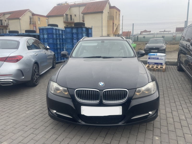 Dezmembrez piese caroserie, motor, cutie viteze, suspensie Bmw 3 Touring (E91) facelift 2.0 diesel, N47D20C.