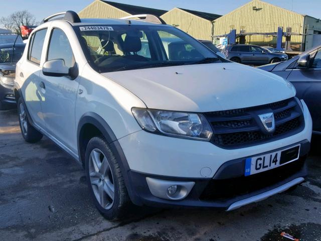 Dezmembrez piese de motor si caroserie Dacia Sandero, 1.5 dci