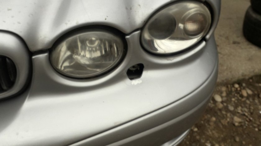 Dezmembrez/piese Jaguar X Type x400 2.5 v6 4×4