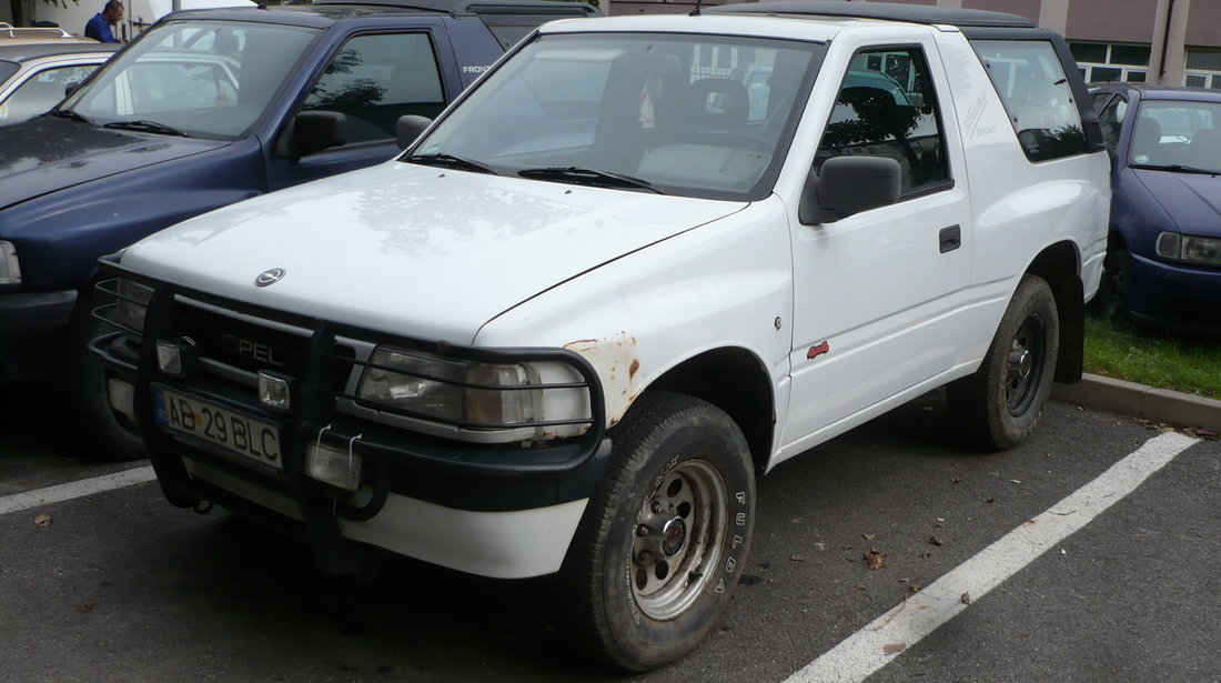 Dezmembrez,Piese Opel Frontera A Sport 2000 Benzina 1991 1996