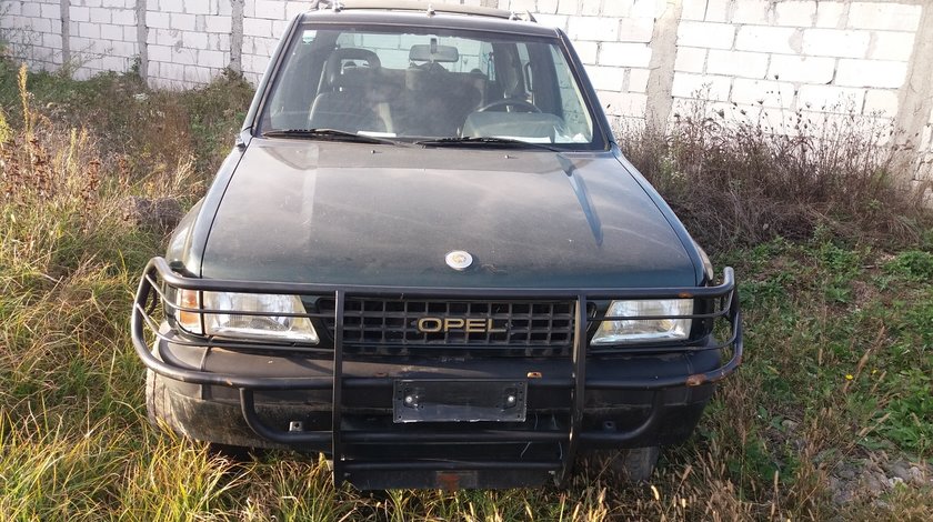 Dezmembrez,Piese Opel Frontera A Sport 2000 Benzina cu Ac functional din anul 1995