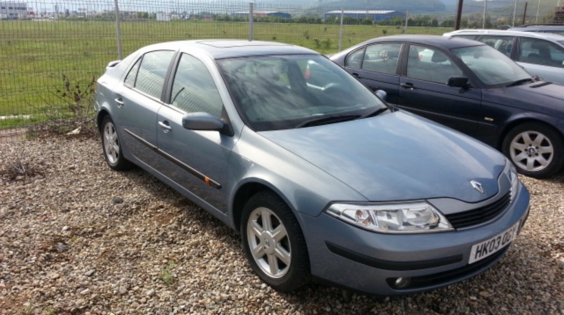 Dezmembrez piese pentru Renault Laguna 1 9