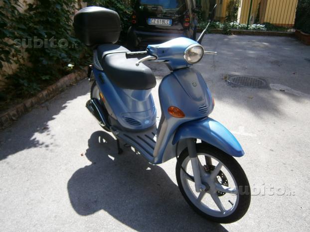Dezmembrez,Piese  Piaggio Liberty 49 cm 4 T si 49 cm  2 T