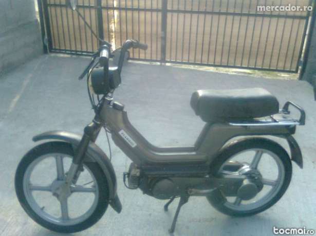 Dezmembrez,Piese  Piaggio si cu sau fara variator